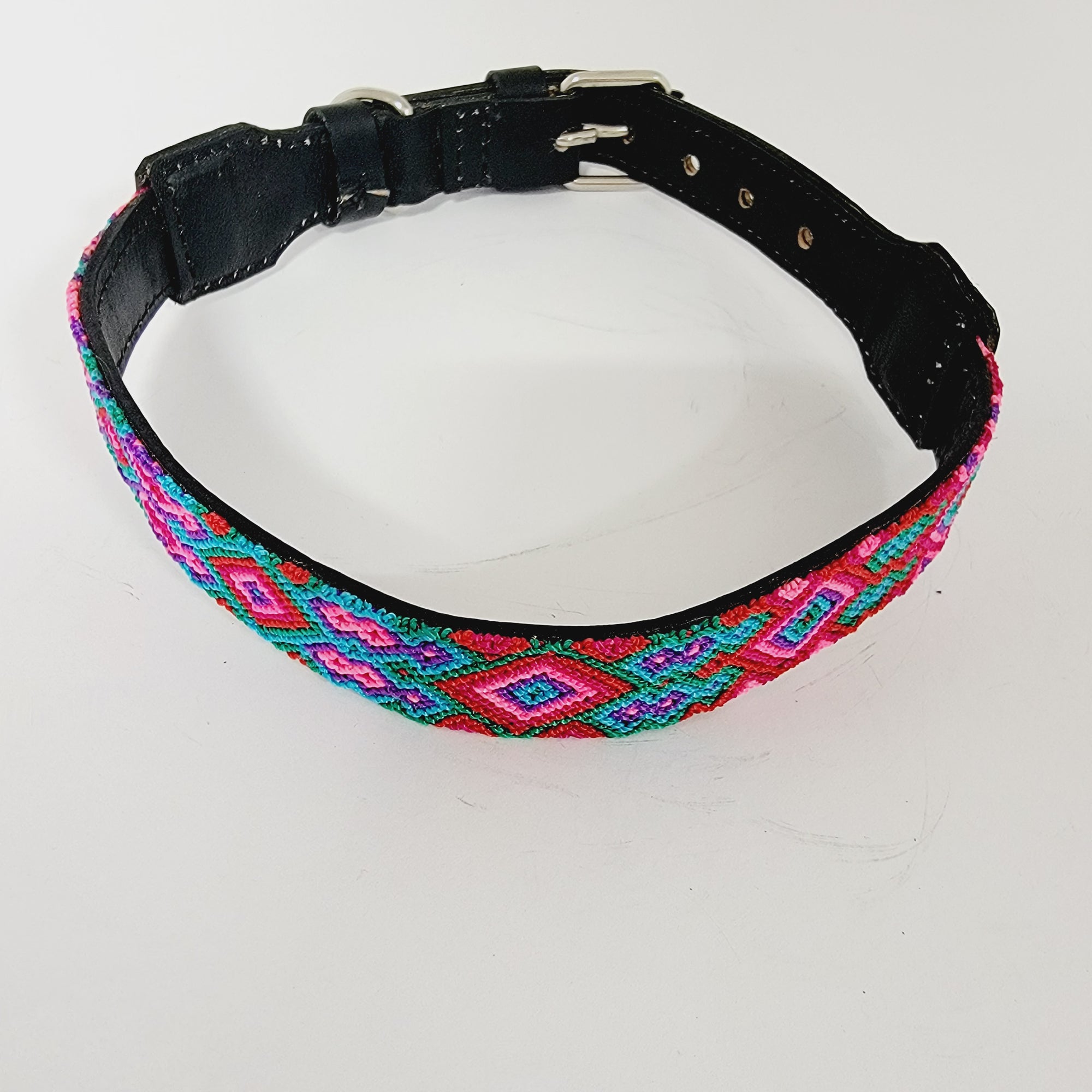 L DOG COLLAR FROM CHIAPAS. 5670