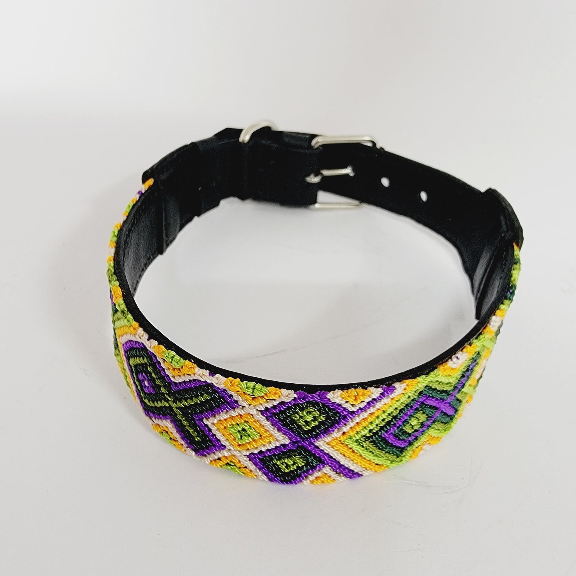 LARGE DOG COLLAR FROM CHIAPAS. 5653