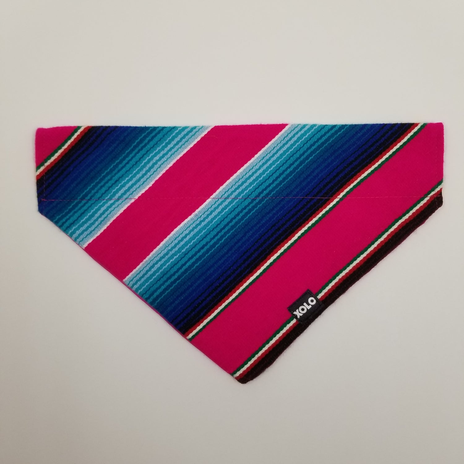 B154 LARGE SARAPE DOG BANDANA PINK