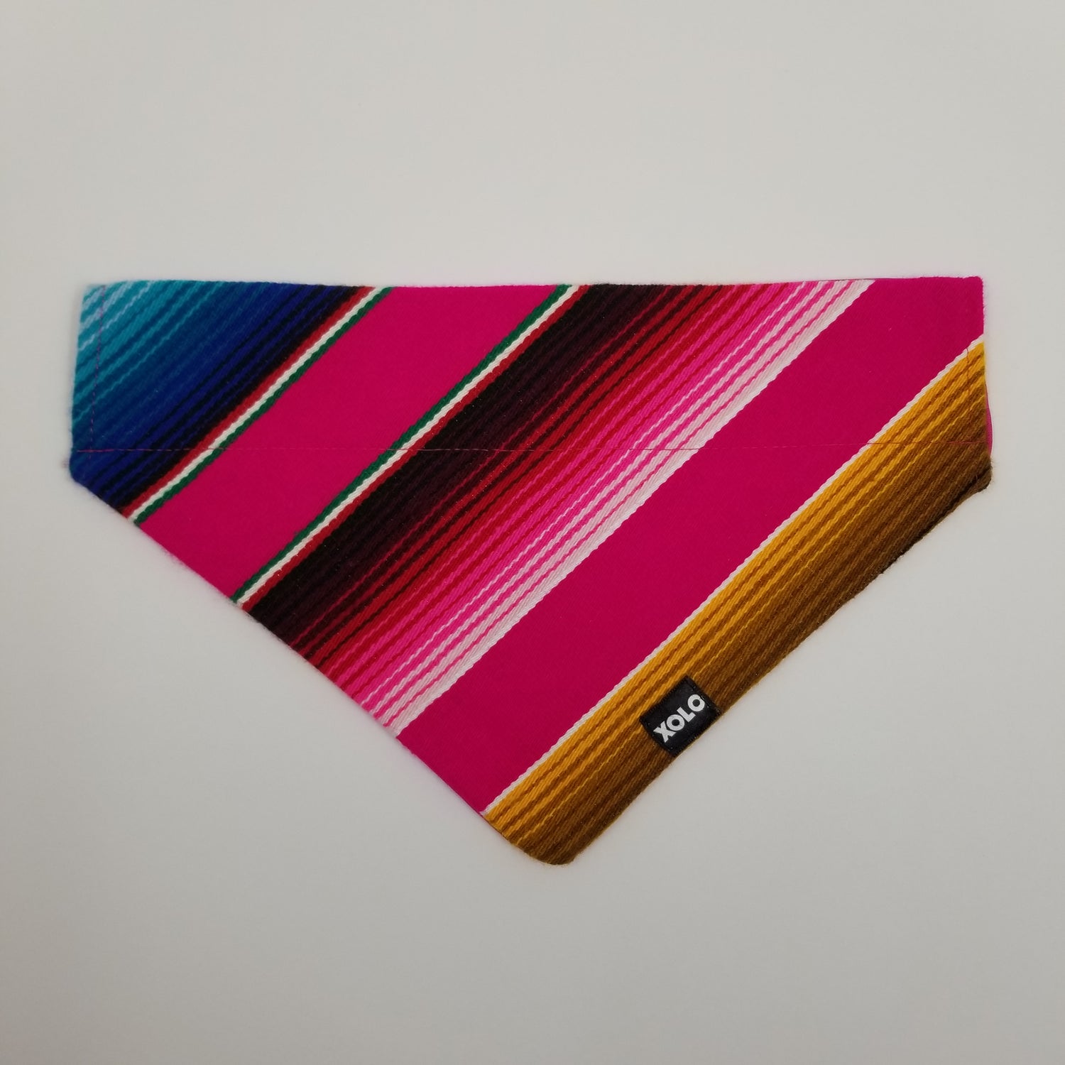 B156 LARGE SARAPE DOG BANDANA PINK
