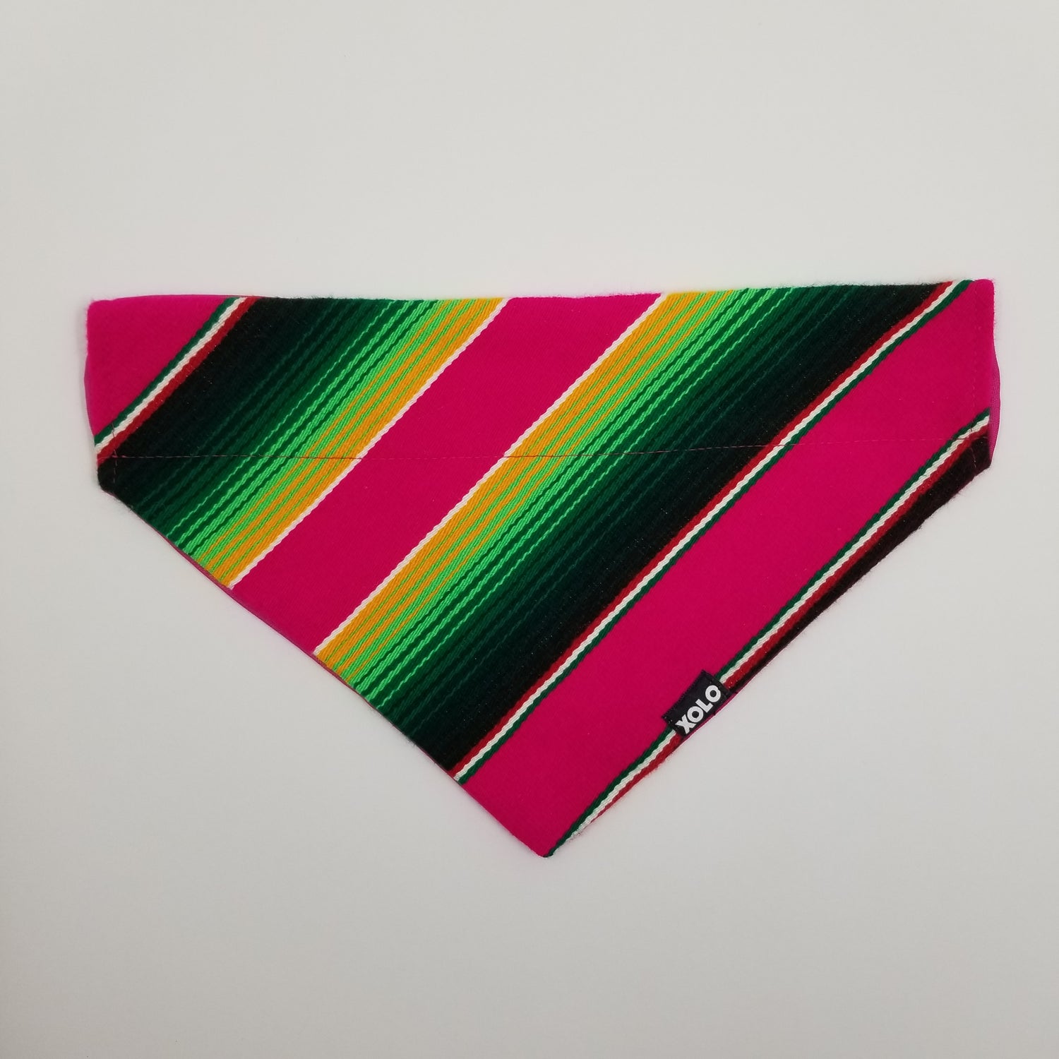 B157 LARGE SARAPE DOG BANDANA PINK