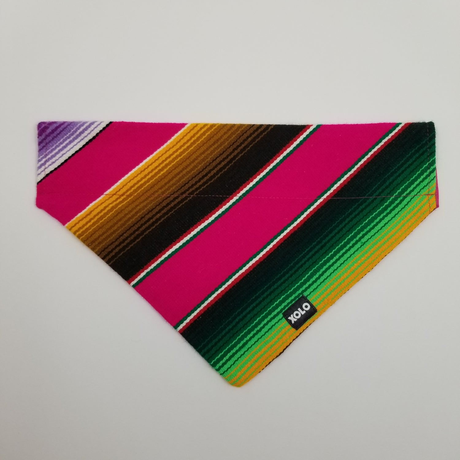 B162 LARGE SARAPE DOG BANDANA PINK