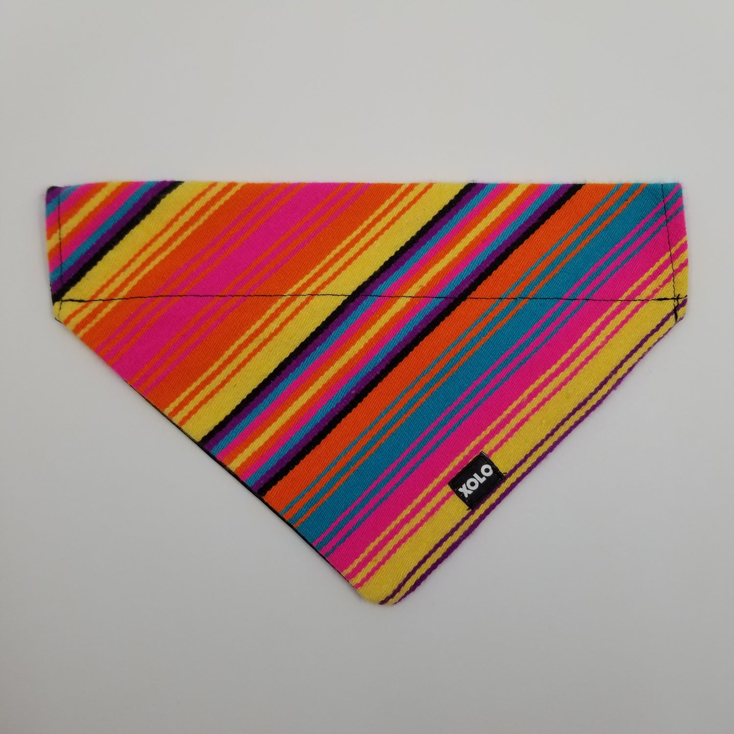 B134 LARGE SARAPE DOG BANDANA RED