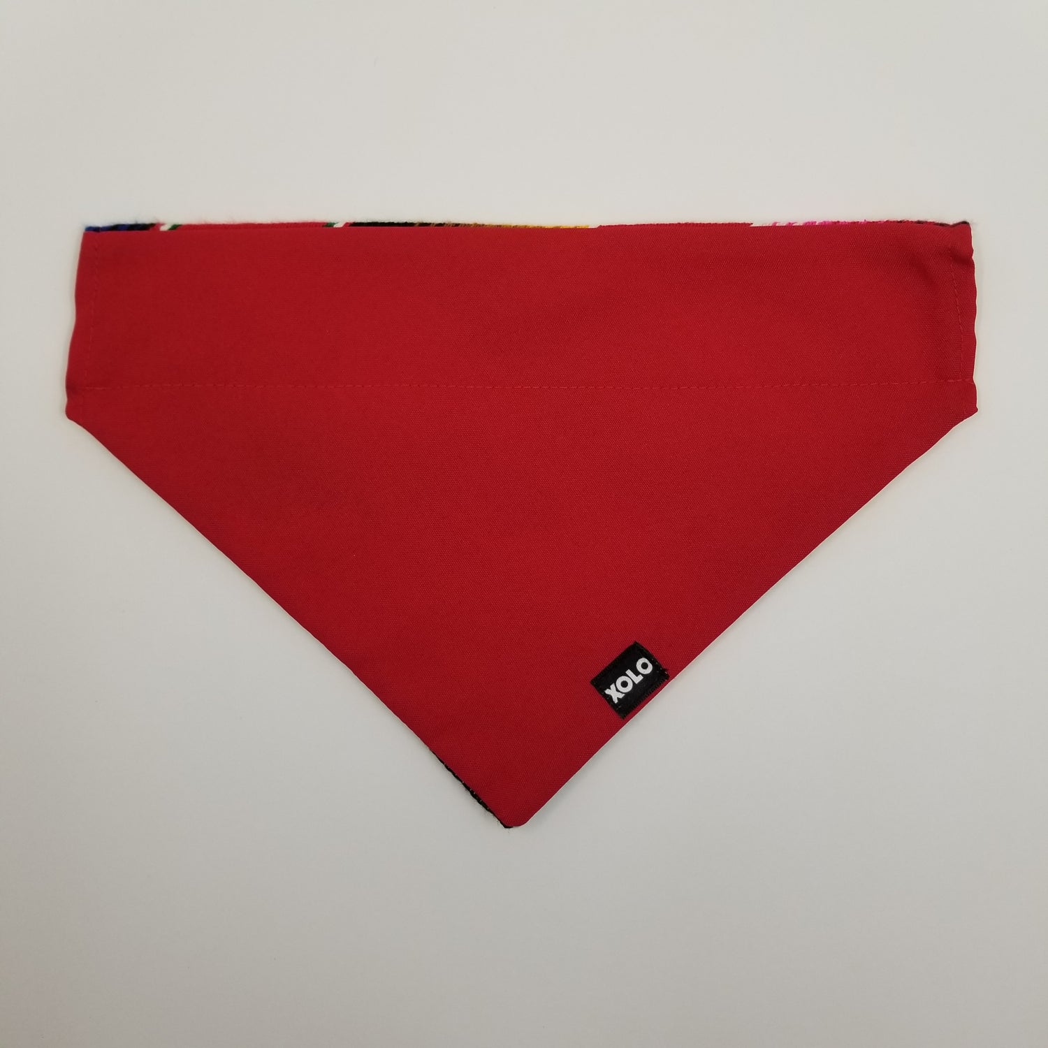 B132 LARGE SARAPE DOG BANDANA RED