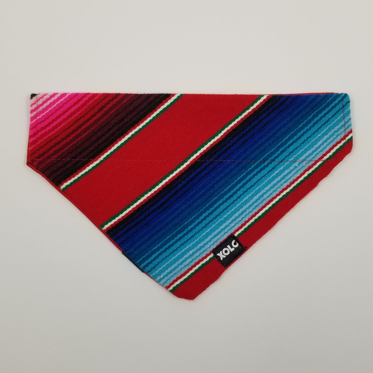 B231 MEDIUM SARAPE DOG BANDANA RED