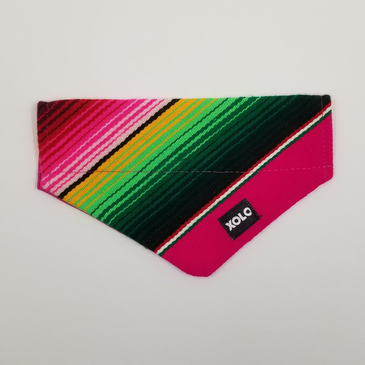 B239 SMALL SARAPE DOG BANDANA PINK