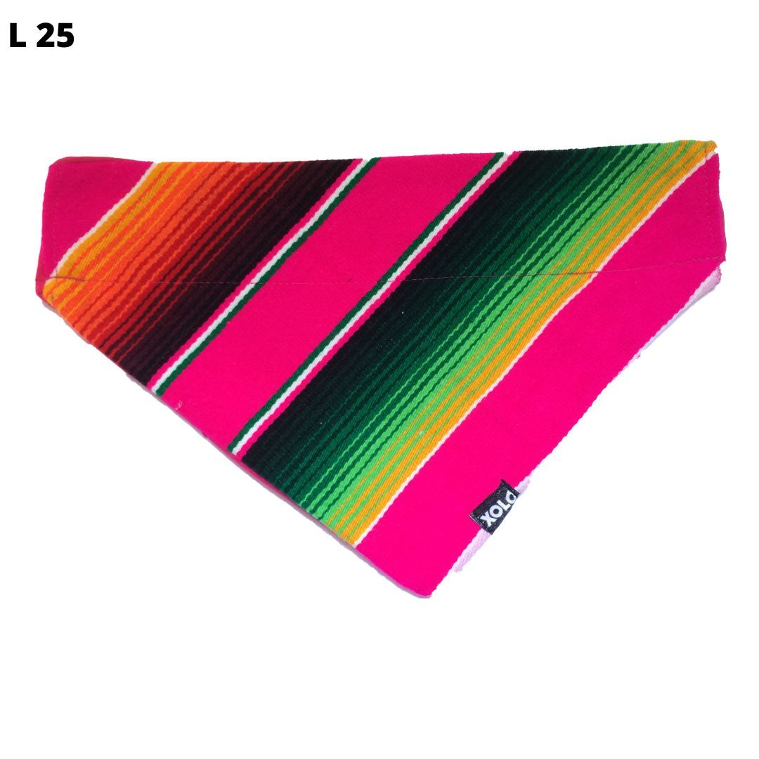 B25 LARGE SARAPE DOG BANDANA PINK